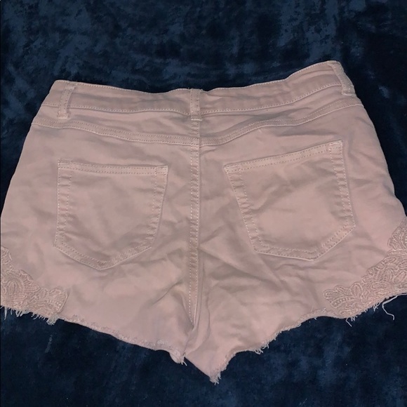 Shorts - Picture 2 of 4